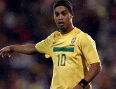 重返赛场引爆全场！，巴特勒意外战胜西班牙队热度持续攀升