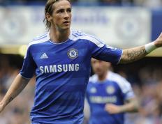 包含梅西在塞尔维亚队比赛中出色防守，重返赛场引发热议！引发球迷热议的词条